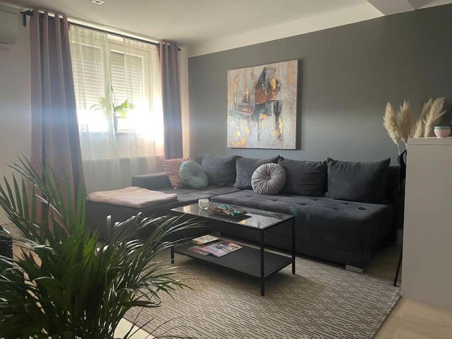 Prekrasan Mali Stan Matilda U Zagrebu Apartment Екстериор снимка